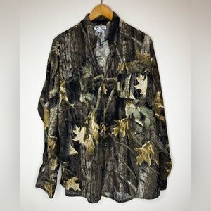 Columbia Vintage Men’s long sleeve Mossy Oak Camouflage Size Large